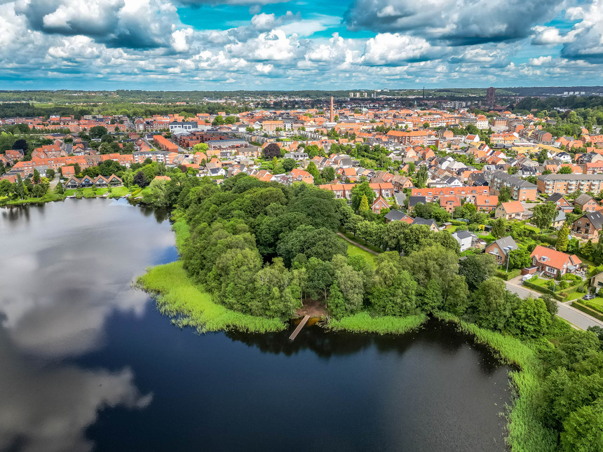 Silkeborg er kendt for sin smukke natur, men kulturelt er kommunen også langt fremme. 